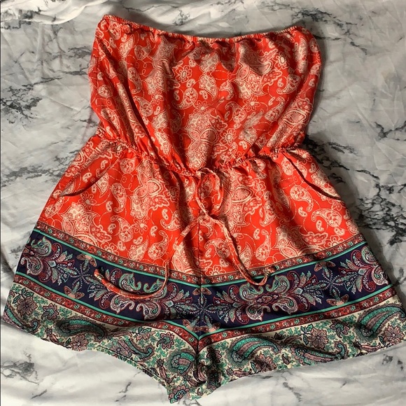 Romper - Picture 1 of 2